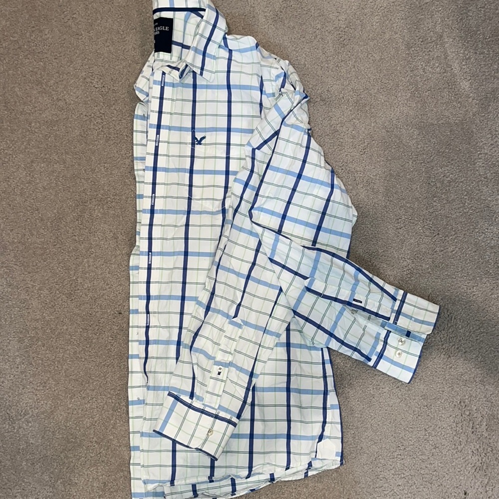 XL American Eagle button up shirt